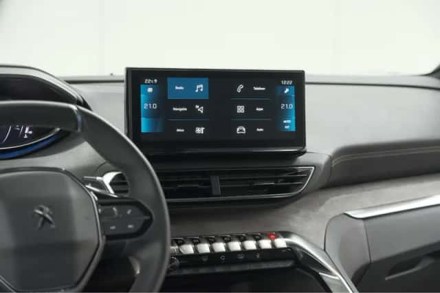 Peugeot 5008 (2023) thumbnail 45
