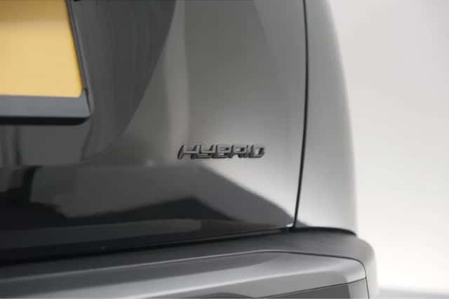 Peugeot 2008 (2025) thumbnail 4