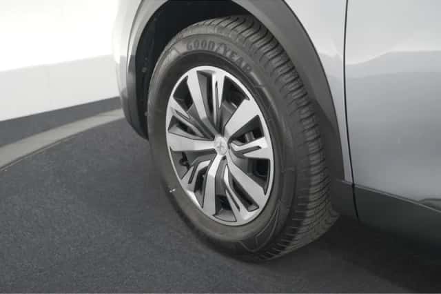Peugeot 2008 (2023) thumbnail 15