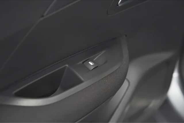 Peugeot 2008 (2023) thumbnail 22