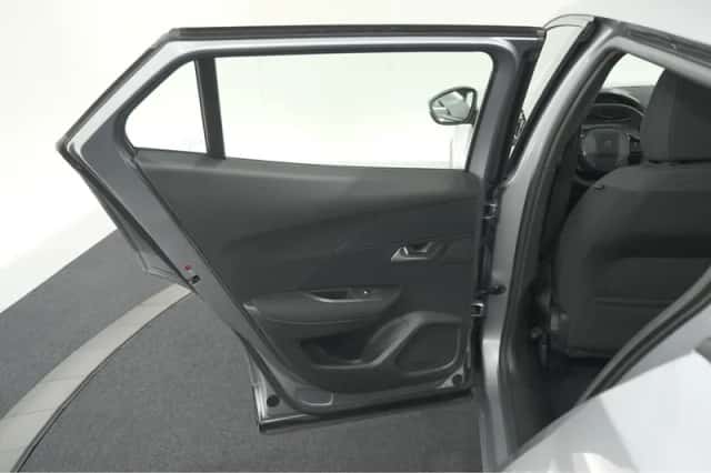 Peugeot 2008 (2023) thumbnail 55