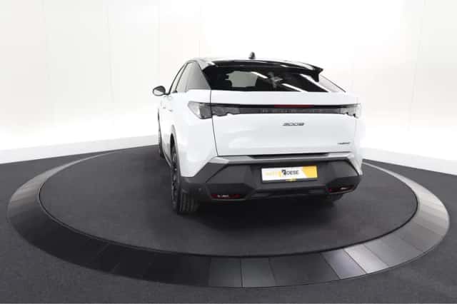 Peugeot 3008 (2025) thumbnail 11