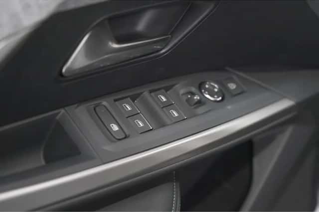 Peugeot 3008 (2025) thumbnail 22