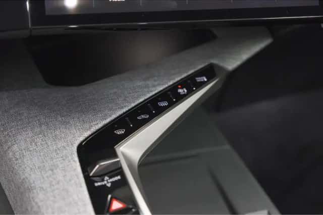Peugeot 3008 (2025) thumbnail 39