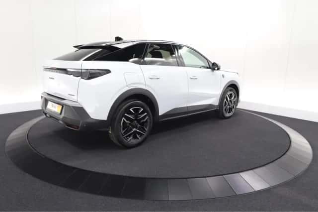 Peugeot 3008 (2025) thumbnail 5