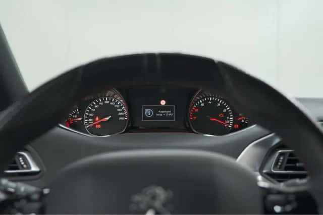 Peugeot 308 (2018) thumbnail 34