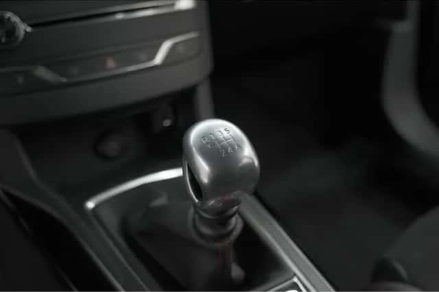 Peugeot 308 (2018) thumbnail 37