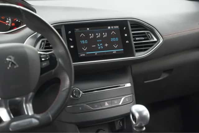 Peugeot 308 (2018) thumbnail 46