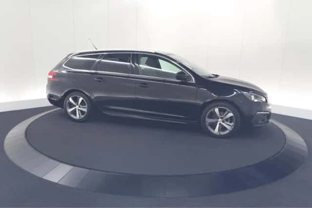 Peugeot 308 (2018) thumbnail 7