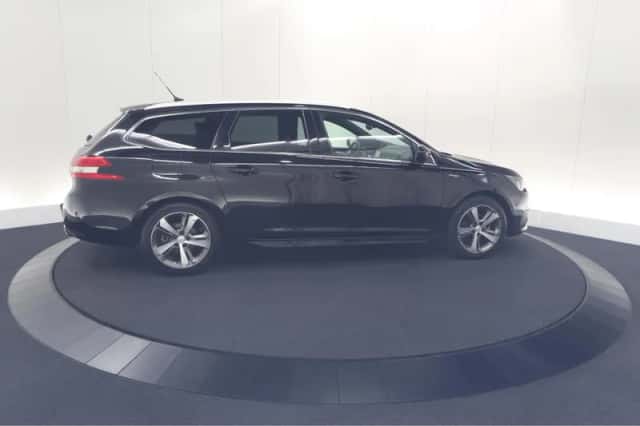 Peugeot 308 (2018) thumbnail 8