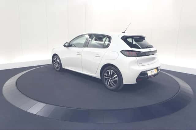 Peugeot 208 (2020) thumbnail 11