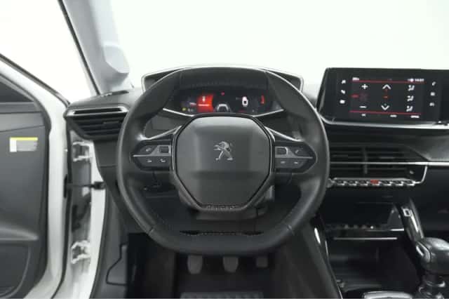 Peugeot 208 (2020) thumbnail 25