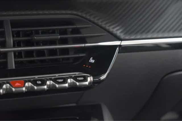 Peugeot 208 (2020) thumbnail 40