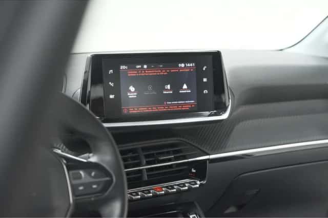Peugeot 208 (2020) thumbnail 44