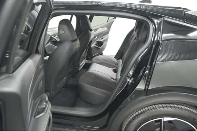 Peugeot 408 (2024) thumbnail 35