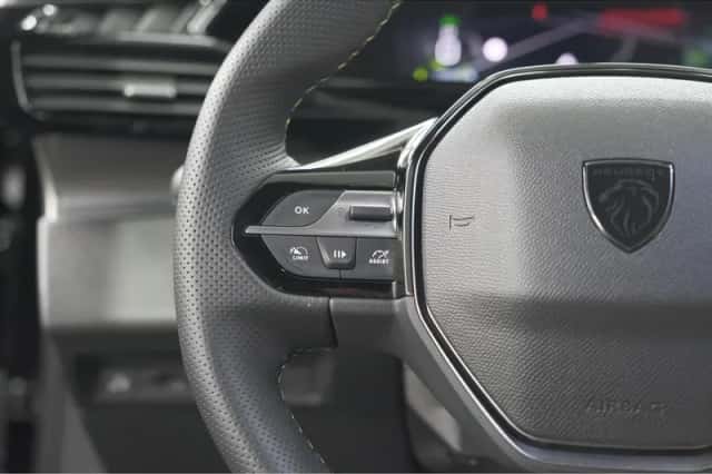 Peugeot 408 (2024) thumbnail 38