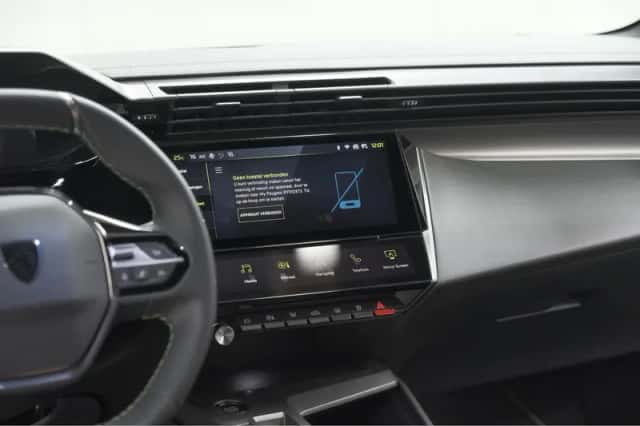 Peugeot 408 (2024) thumbnail 57
