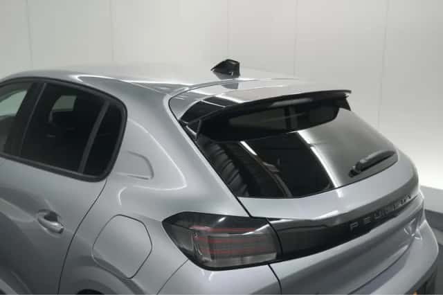 Peugeot 208 (2023) thumbnail 21