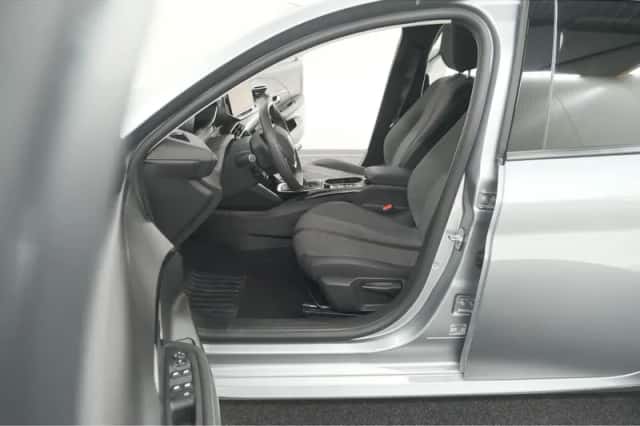 Peugeot 208 (2023) thumbnail 24