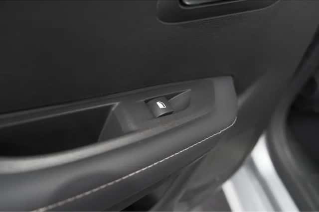 Peugeot 208 (2023) thumbnail 26