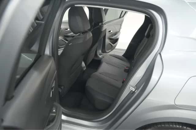 Peugeot 208 (2023) thumbnail 27