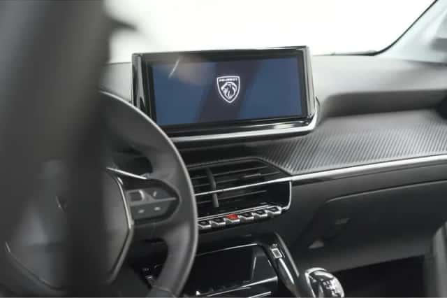 Peugeot 208 (2023) thumbnail 42