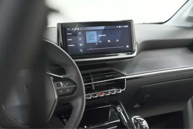 Peugeot 208 (2023) thumbnail 45