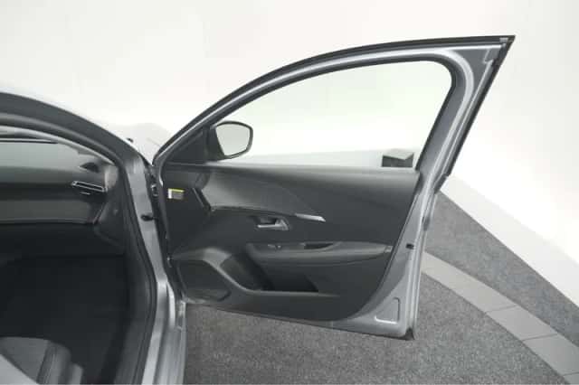Peugeot 208 (2023) thumbnail 59