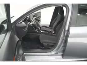 Peugeot 208 (2022) thumbnail 17