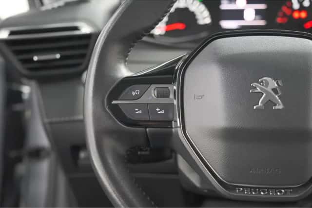 Peugeot 208 (2022) thumbnail 26