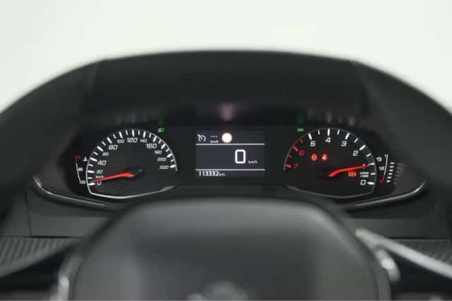 Peugeot 208 (2022) thumbnail 31