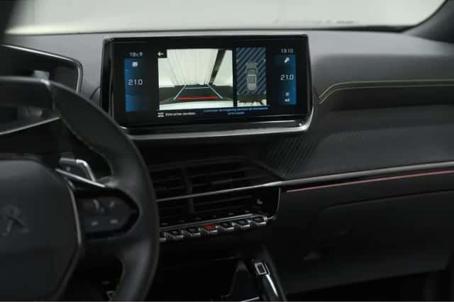 Peugeot 2008 (2022) thumbnail 12