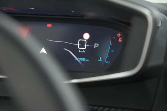 Peugeot 2008 (2022) thumbnail 38