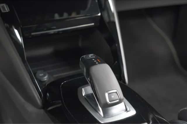 Peugeot 2008 (2022) thumbnail 41