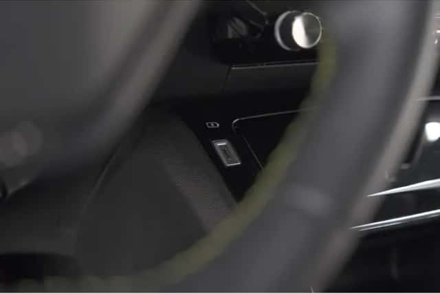 Peugeot 2008 (2022) thumbnail 43