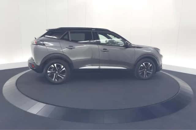 Peugeot 2008 (2022) thumbnail 8