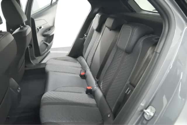 Peugeot 2008 (2025) thumbnail 30