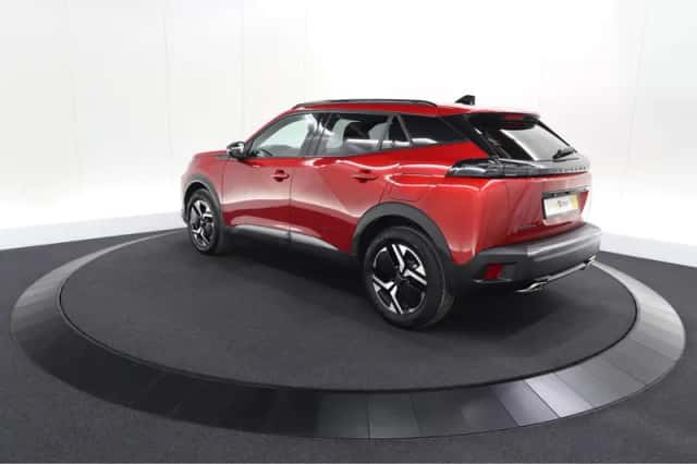 Peugeot 2008 (2023) thumbnail 12