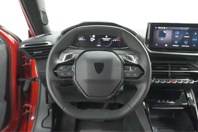 Peugeot 2008 (2023) thumbnail 26