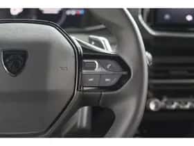 Peugeot 2008 (2023) thumbnail 26