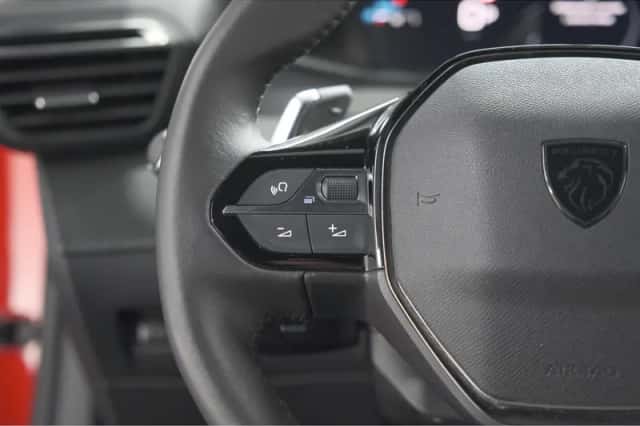 Peugeot 2008 (2023) thumbnail 27