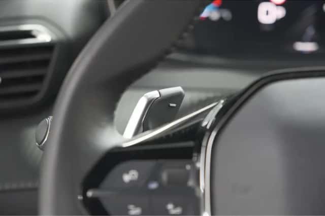 Peugeot 2008 (2023) thumbnail 29