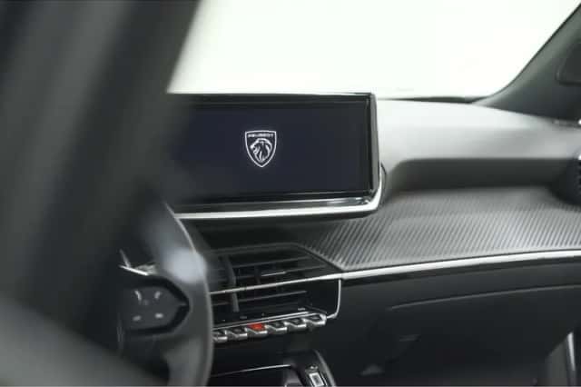 Peugeot 2008 (2023) thumbnail 42