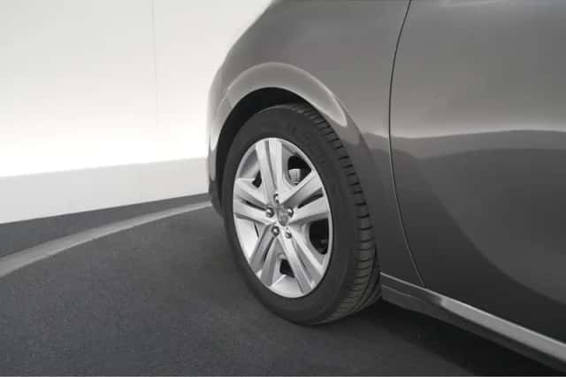 Peugeot 208 (2019) thumbnail 16