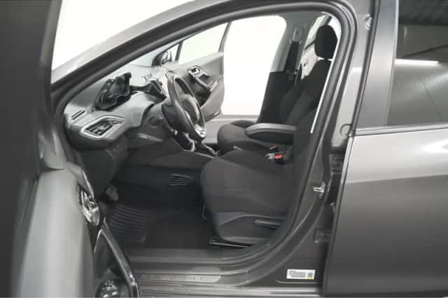 Peugeot 208 (2019) thumbnail 21