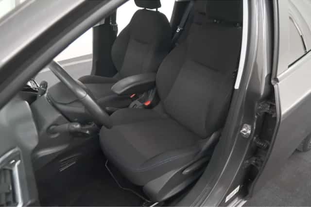 Peugeot 208 (2019) thumbnail 22