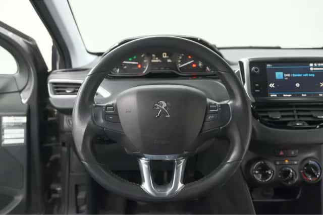 Peugeot 208 (2019) thumbnail 25