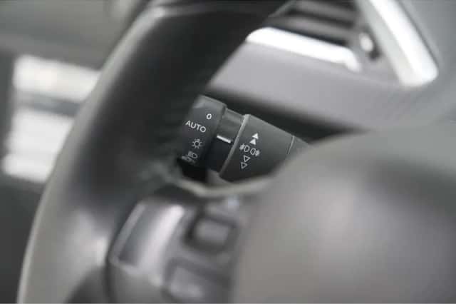 Peugeot 208 (2019) thumbnail 28