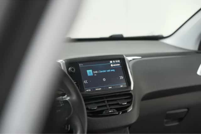 Peugeot 208 (2019) thumbnail 39