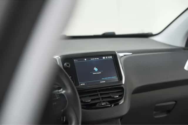 Peugeot 208 (2019) thumbnail 41
